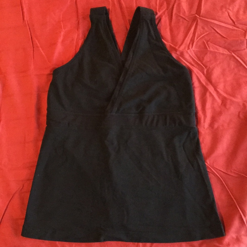 Lululemon V neck tank